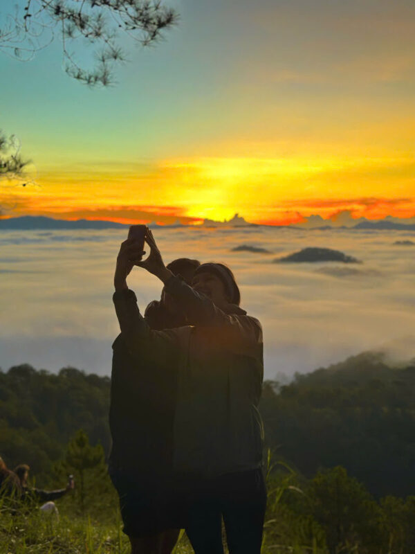 Da Lat Hon Bo Peak Sunrise Trekking Tour with Coffee - A short trail with a few serious slopes