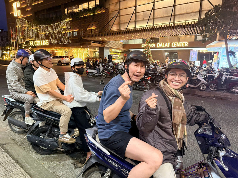 Da Lat Night Food Tasting & Sightseeing Tour by Scooter - What to know before you book