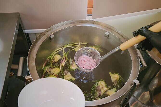 Da Lat Night Local Food & Sightseeing Tour by Scooter - FAQs