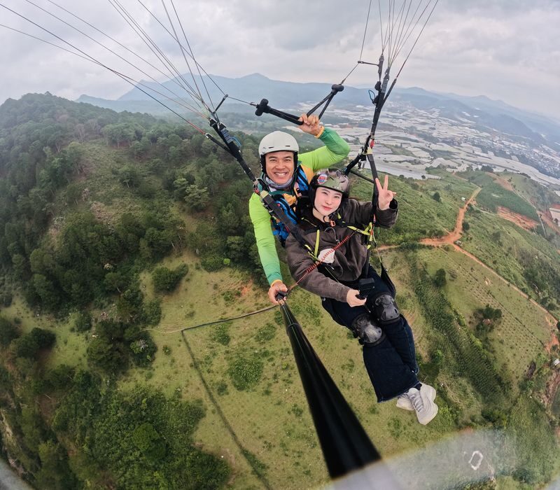 Da Lat Paragliding from Lang Biang Mountain - What makes this flight worth considering