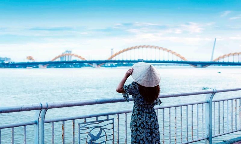 Da Nang 5 hour Guided Night Tour - My Khe Beach is a brief pause, not a beach day