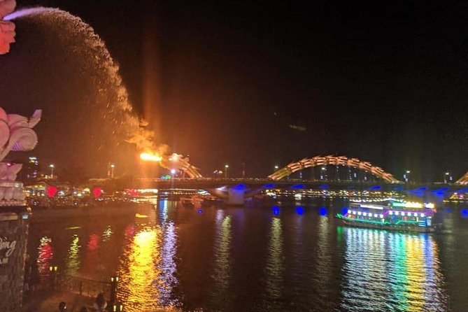 DA NANG AIRPORT To Da Nang Hotel by PRIVATE TRANSFER - Professional and Friendly Drivers
