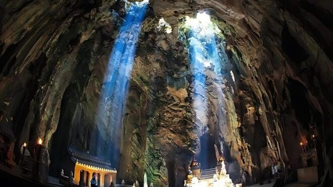 Da Nang: Am Phu Cave, Lady Buddha and Marble Mountains Tour - Lady Buddha Experience