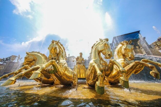 Da Nang: Ba Na Hills Cable Car and Golden Bridge Small Group - Inclusions and Exclusions