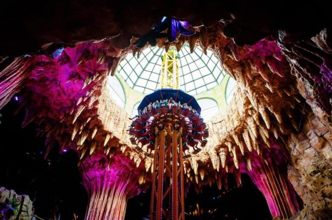 Da Nang: Ba Na Hills Cable Car and Golden Bridge Small Group - Visitor Tips