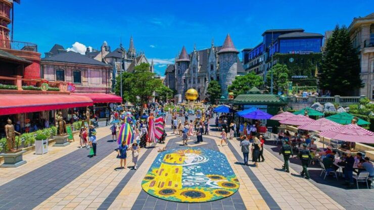 DA NANG: BA NA HILLS- GOLDEN BRIDGE FULL DAY TOUR - Tour Experience