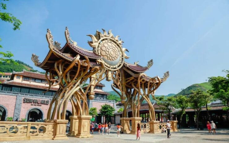 Da Nang: Ba Na Hills Golden Bridge Without Lunch 22 Pax - Tour Overview