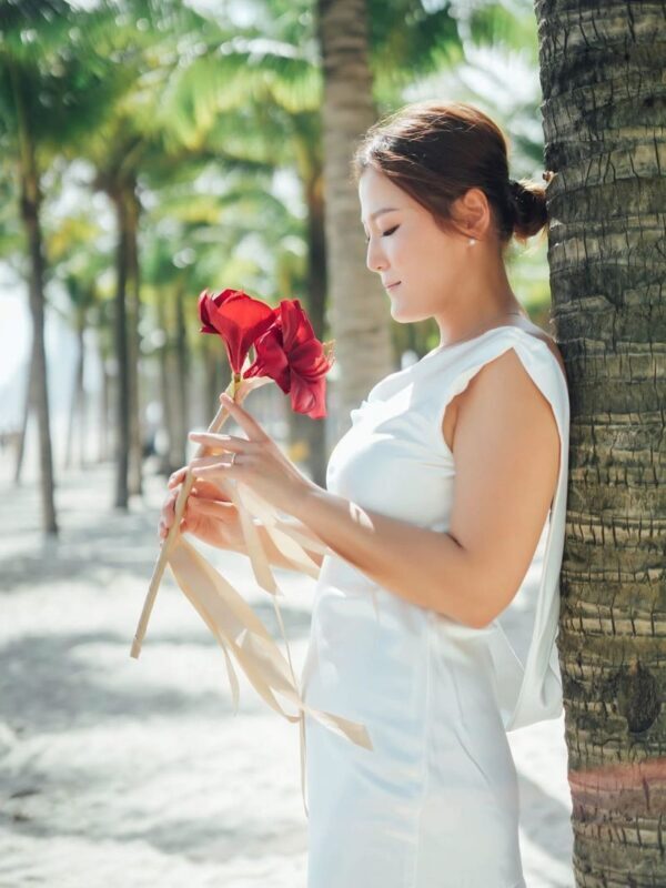 Da Nang: Beach Photoshoot with Professional Photographer - Sunrise, sunset, and the weather question