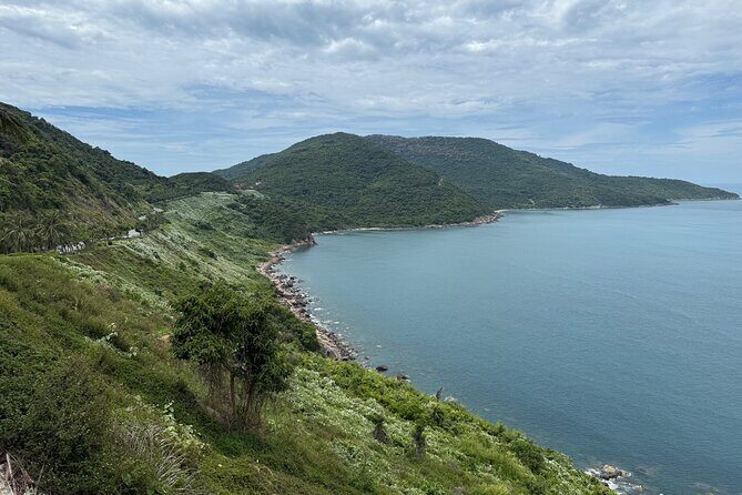 Da Nang City Sightseeing Private Tour With Seafood Buffet - Food and Practicalities