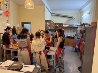 Da Nang Cooking Class: Famous Local Dishes & Market Tour by Apron Up - Timing, meeting point and practical details