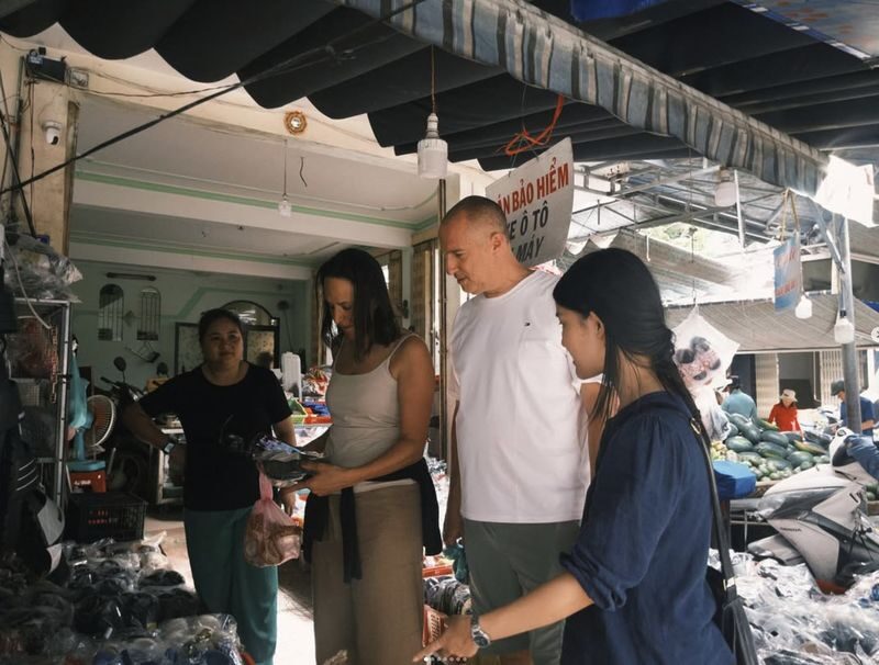 Da Nang Cooking Class & Market Discovery - The shared meal is part of the lesson