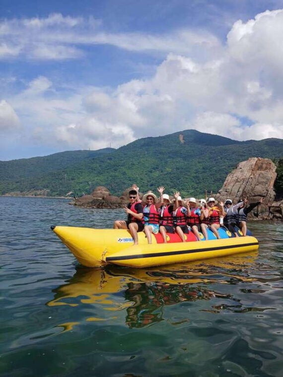 Da Nang: Coral Snorkelling and Water Motorbike Experience - Cancellation and Languages