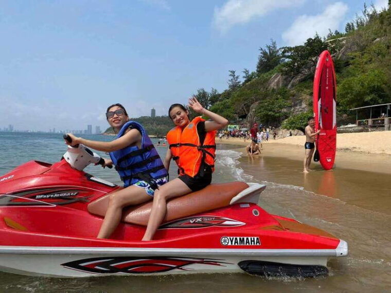 Da Nang: Coral Snorkelling and Water Motorbike Experience - Included Amenities and Equipment