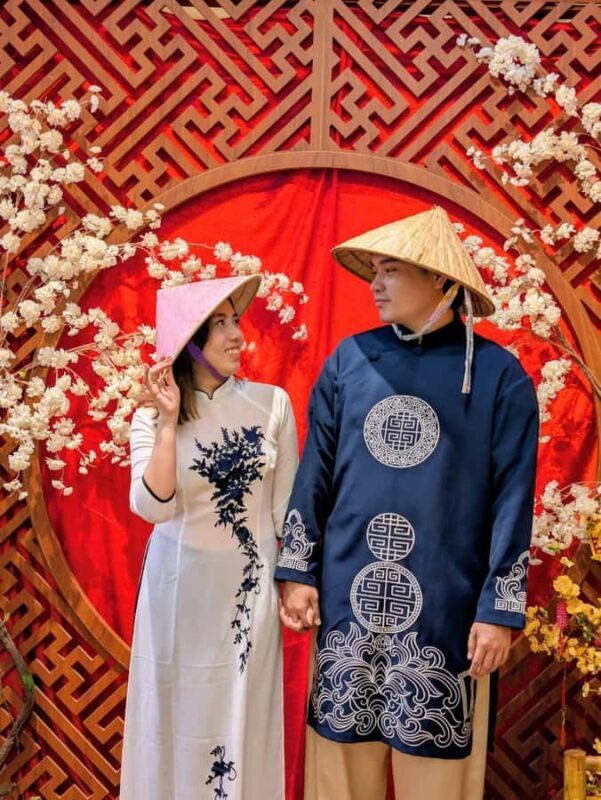 Da Nang Elegance: Ao Dai Photoshoot & Secret Coffee Moment - Who Will Love This Experience?