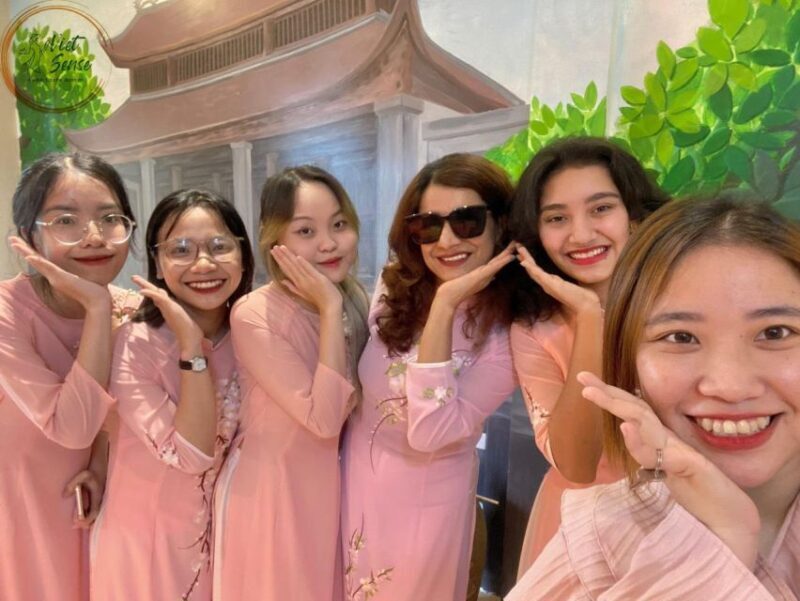 Da Nang: Experience Vietnamese Elegance w Ao Dai in Showroom - The Overall Experience: Pros and Cons