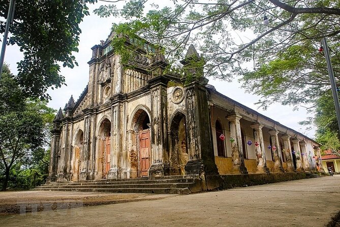 Da Nang Golden Bridge & Tung Son Old Church Built by Tree Sap - Tung Son Old Church: A Historical Gem