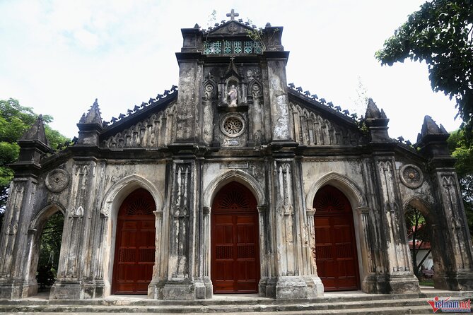 Da Nang Golden Bridge & Tung Son Old Church Built by Tree Sap - Inclusions: Bottled Water and Entrance Tickets
