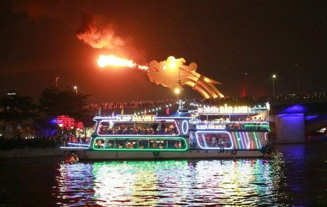 Da Nang: Han River Cruise by Night With Dance Performance - Inclusions and Services