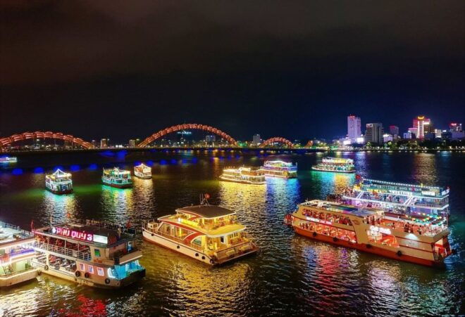 Da Nang: Han River Cruise by Night With Dance Performance - Customer Reviews