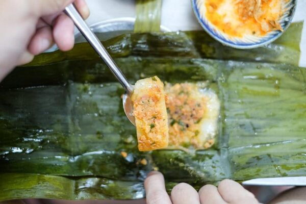 Da Nang: Hidden Street Food by Walking Tour With Local Lady - Booking Information