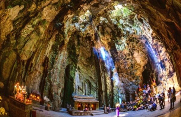 Da Nang/ Hoi An: Mable Mountain and Hoi an Town 1 Day - Local Cuisine