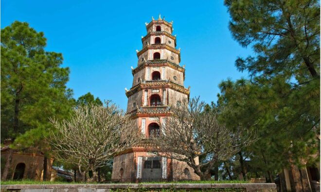 Da Nang: Hue Imperial City and Hai Van Pass Small Group Tour - Review Summary