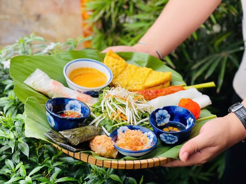 Da Nang: Hue Imperial City Full-Day Tour with Heritage Train - Lunch and small local tastes break up the history