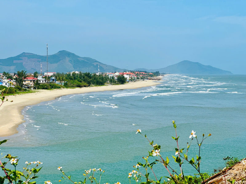 Da Nang: Hue Imperial City Full-Day Tour with Heritage Train - The return drive makes this a genuinely long day