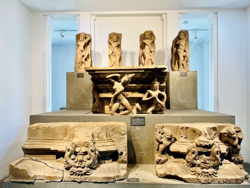 Da Nang Instagram Half Day Tour - The Cham Museum deserves your attention