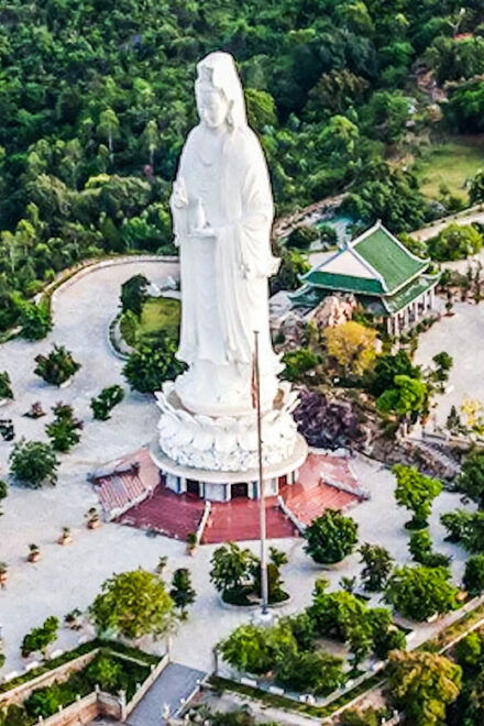 Da Nang: Lady Buddha, Marble Mountains, and Am Phu Cave Tour - The Mystery of Am Phu Cave