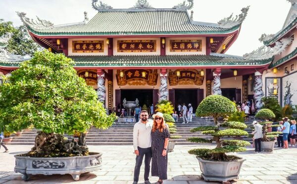 Da Nang: Lady Buddha, Marble Mountains, and Am Phu Cave Tour - Local Stone Factories and Authentic Cuisine