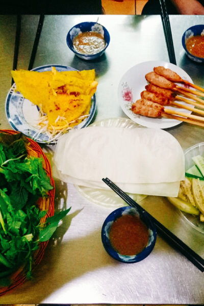 Da Nang: Local Street Food Walking Tour - Booking and Cancellation Policy
