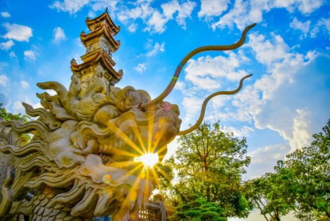 DA NANG: Marble & Monkey Mountain, Am Phu Cave Sunset Trip - Am Phu Cave Experience