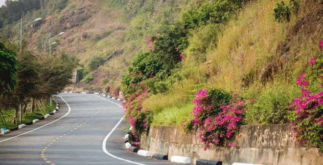 DA NANG: Marble Mountain & Monkey Mountain, Am Phu Cave - Discovering Monkey Mountain