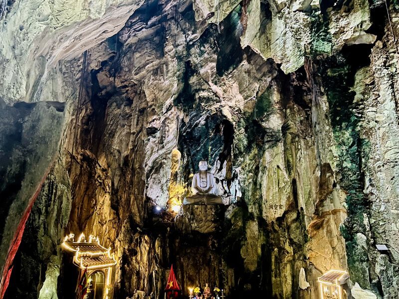 Da Nang Marble Mountains & Linh Ung Pagoda Half-Day Tour - Rain, heat and the pace of the outing