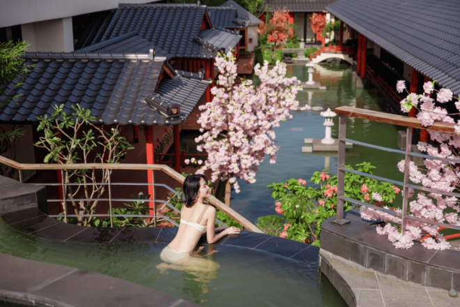 Da Nang: Mikazuki Water Park 365 With Onsen E-Ticket - Visitor Age and Height Requirements