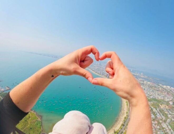Da Nang: Monkey Mountain Paragliding Experience - Included Services