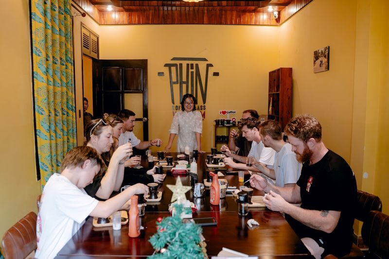 Da Nang Phin Coffee Class With Egg, Salt & Coconut Styles - What the price gets you