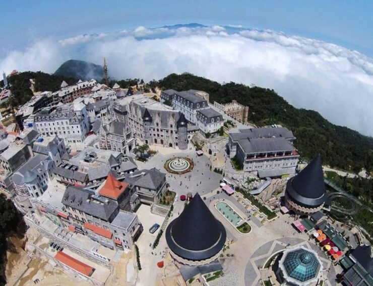 DA NANG: PRIVATE CAR TO BA NA HILLS & HUE CENTER 3 OPTIONS - Vehicle Options Available