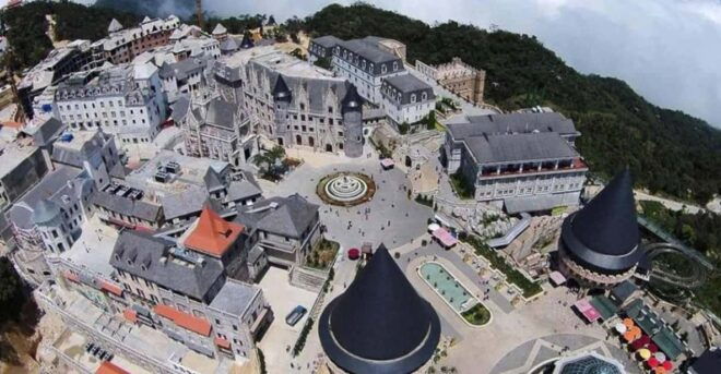DA NANG: PRIVATE CAR TO BA NA HILLS & HUE CENTER 3 OPTIONS - Vehicle Features and Amenities
