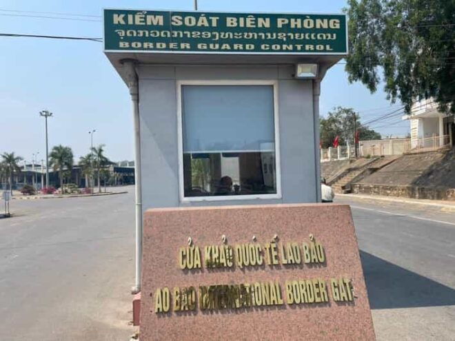 Da Nang: Private Car Transfer to Lao Bao Border - Vehicle Comfort and Features