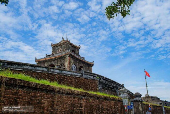Da Nang: Private Day Trip to Hue via Hai Van Pass - Savoring the Flavors of Hue Cuisine