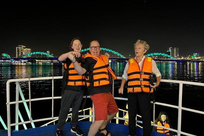Da Nang Private Night Tour : Market, Scenic Views and Boat Trip - Authentic Experiences & Authenticity