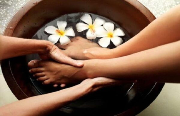 Da Nang: Relax With 60 Minutes Foot Massage - Booking and Cancellation Policy