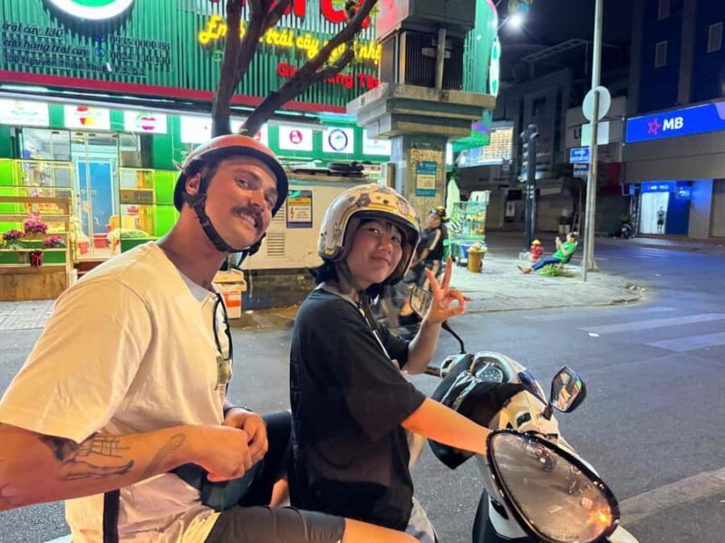 Da Nang: Seven Local Food Tasting & Sightseeing by Scooter - Authenticity & Local Flavor
