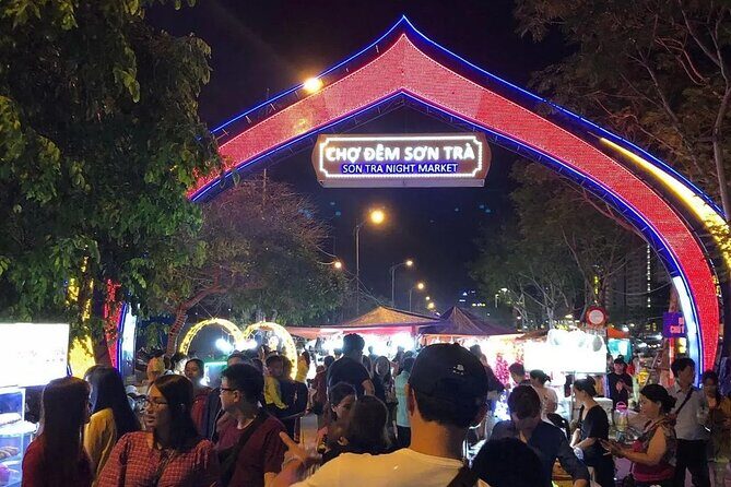 Da Nang Shared Night Tour with Free E-Sim - FAQs