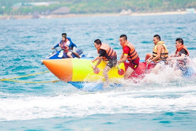 Da Nang Sightseeing Cruise On Han River With Street Food Tasting - Who Should Book This Tour?