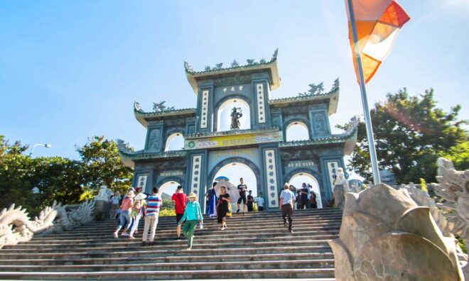 Da Nang: Small Group Half-Day City Sightseeing Tour - Nearby Attractions to Explore