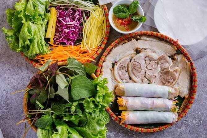 Da Nang Street Food Private Tour With Local Students - What to Expect from the Itinerary