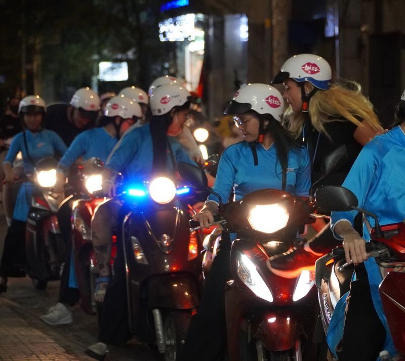 Da Nang Street Food & Sightseeing Evening Tour - What makes this evening different